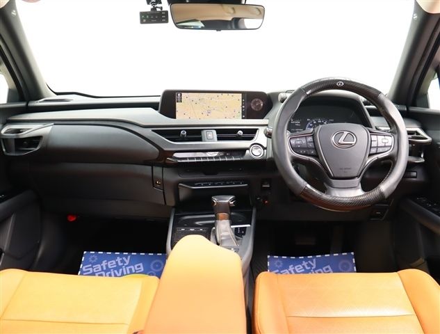 TOYOTA LEXUS UX200 2019 Image 31