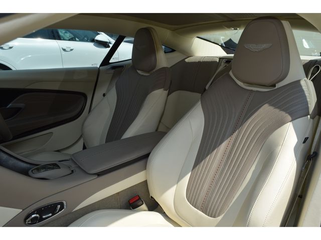 ASTON MARTIN ASTON MARTIN 2017 Image 31