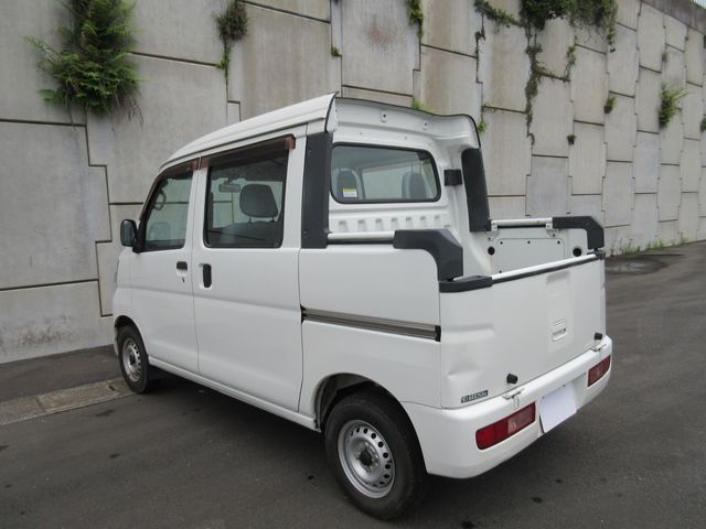DAIHATSU HIJET DECKVAN 2016 Image 31