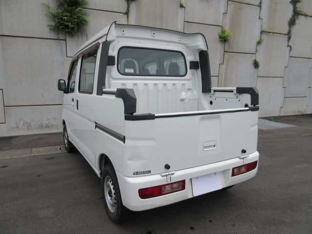 DAIHATSU HIJET DECKVAN 2016 Image 31