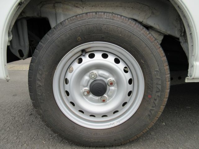 DAIHATSU HIJET DECKVAN 2016 Image 31