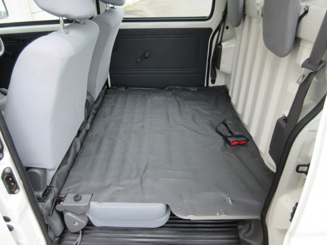 DAIHATSU HIJET DECKVAN 2016 Image 31