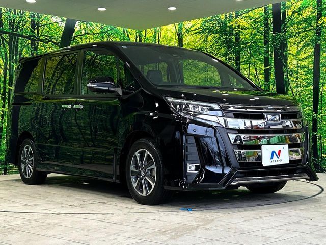 TOYOTA NOAH 2018 Image 31