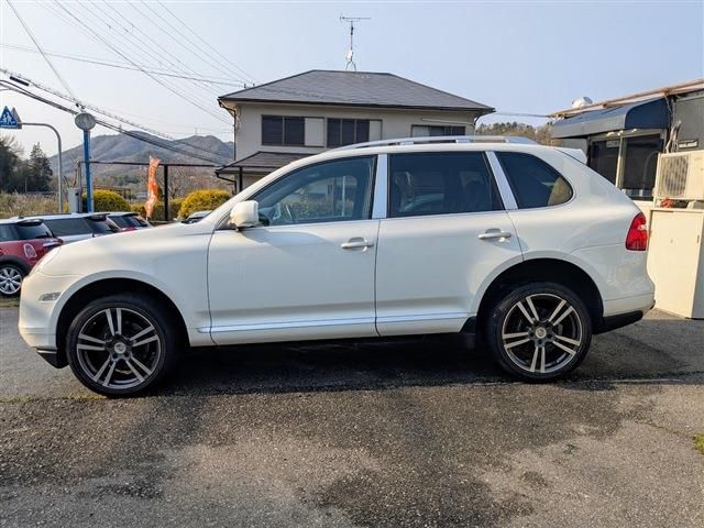 PORSCHE CAYENNE 2009 Image 31
