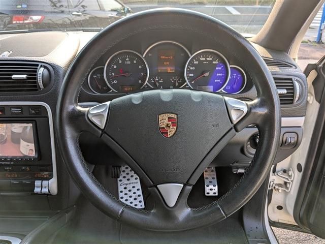 PORSCHE CAYENNE 2009 Image 31