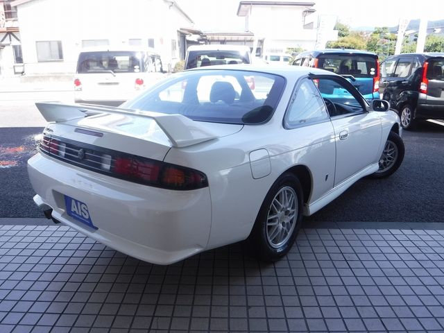 NISSAN SILVIA 1996 Image 31