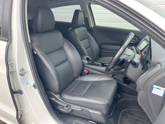 HONDA VEZEL HYBRID 2015 Image 31