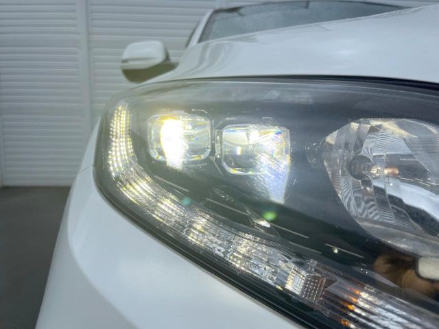 HONDA VEZEL HYBRID 2015 Image 31