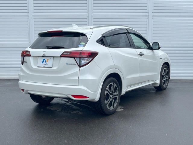 HONDA VEZEL HYBRID 2015 Image 31