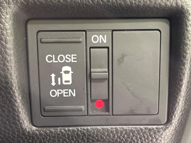 HONDA N BOX CUSTOM 4WD 2019 Image 31