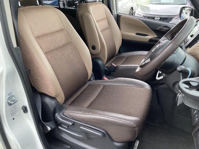 NISSAN SERENA  S-HYBRID 4WD 2017 Image 31