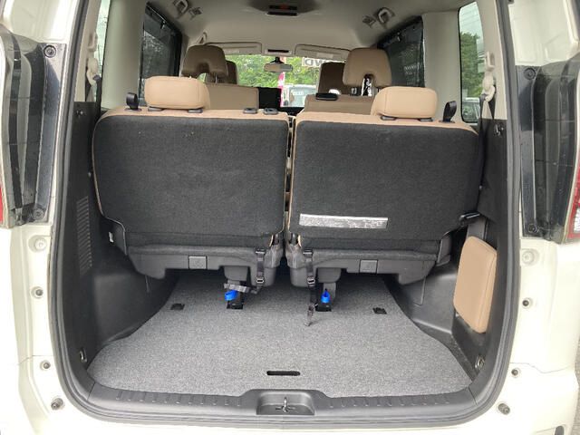 NISSAN SERENA  S-HYBRID 4WD 2017 Image 31