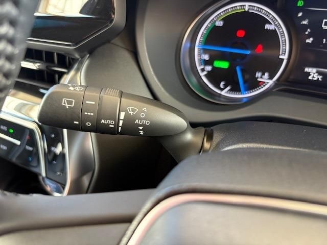 TOYOTA HARRIER HYBRID 2021 Image 31