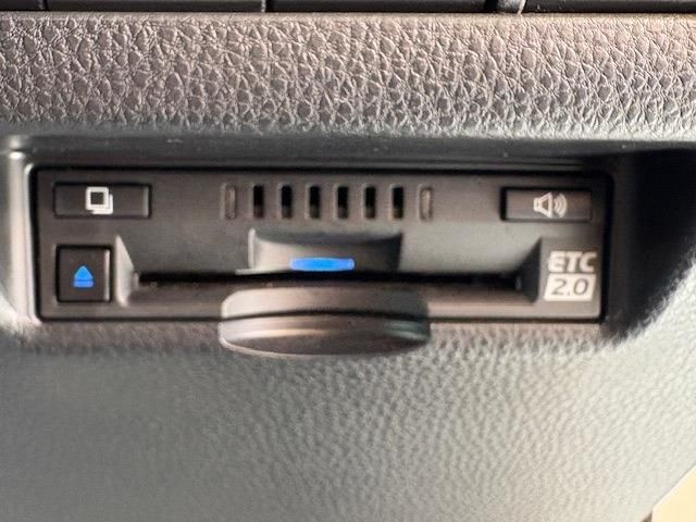 TOYOTA HARRIER HYBRID 2021 Image 31