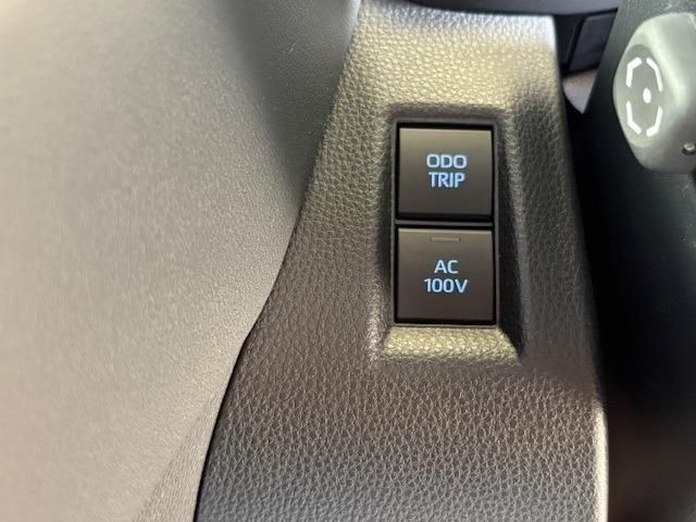 TOYOTA HARRIER HYBRID 2021 Image 31