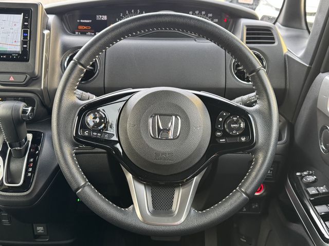 HONDA N BOX CUSTOM 4WD 2023 Image 31