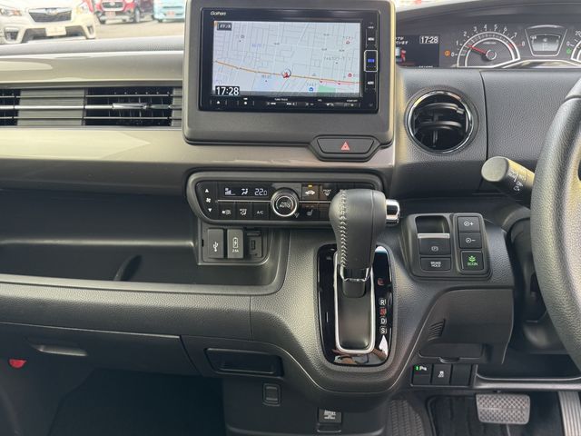 HONDA N BOX CUSTOM 4WD 2023 Image 31