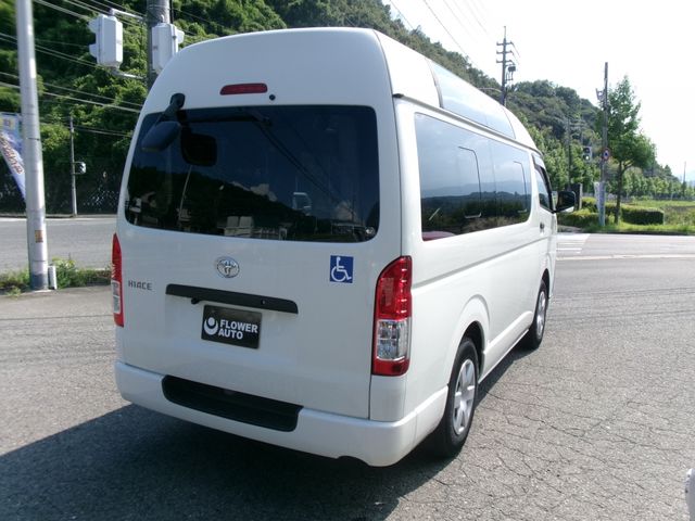 TOYOTA HIACE VAN 2WD 2020 Image 31