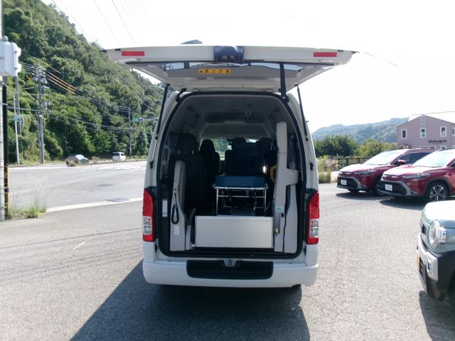 TOYOTA HIACE VAN 2WD 2020 Image 31