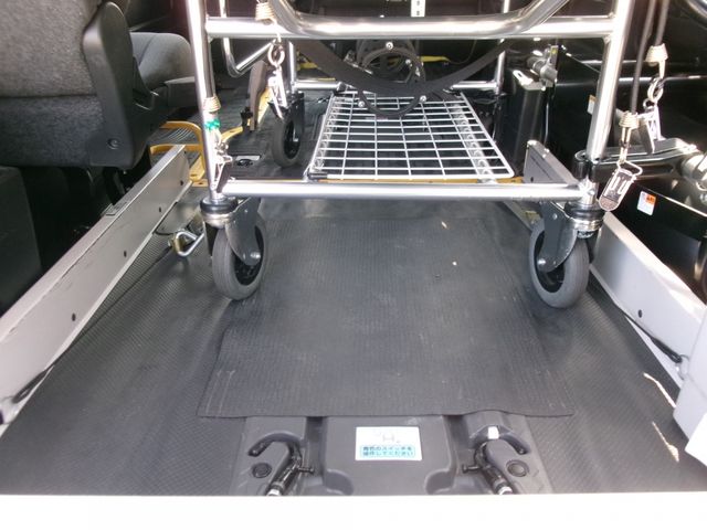 TOYOTA HIACE VAN 2WD 2020 Image 31