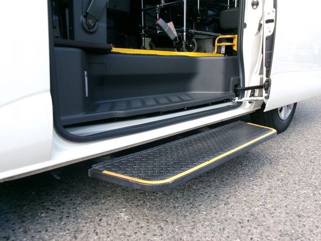 TOYOTA HIACE VAN 2WD 2020 Image 31