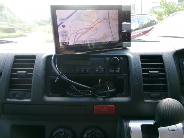 TOYOTA HIACE VAN 2WD 2020 Image 31