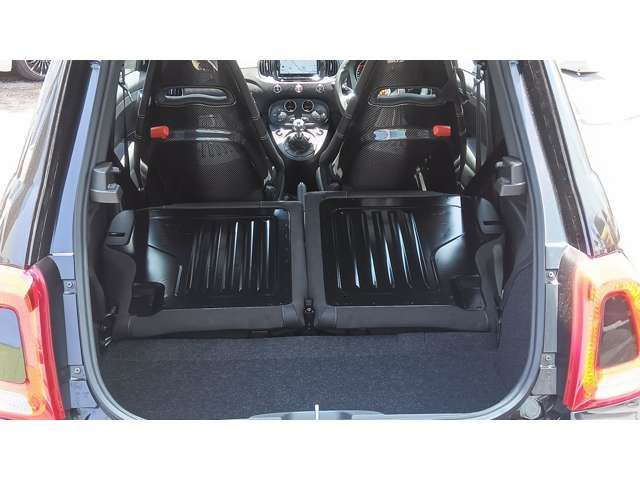 FIAT ABARTH 695 2024 Image 31