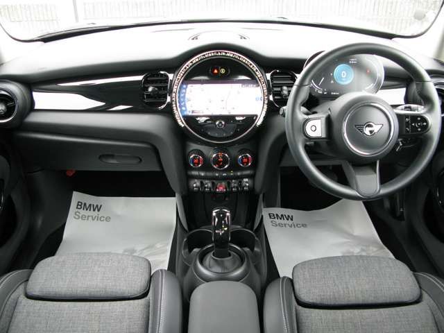 BMW MINI COOPER 5DOOR 2022 Image 31