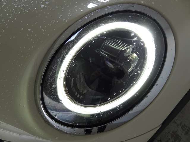 BMW MINI COOPER 5DOOR 2022 Image 31