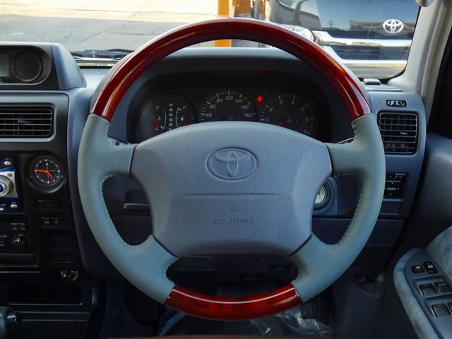 TOYOTA LANDCRUISER PRADO 2000 Image 31