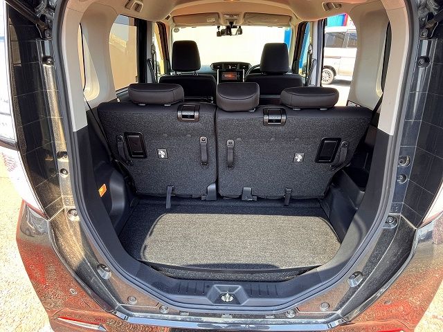 TOYOTA TANK 2018 Image 31