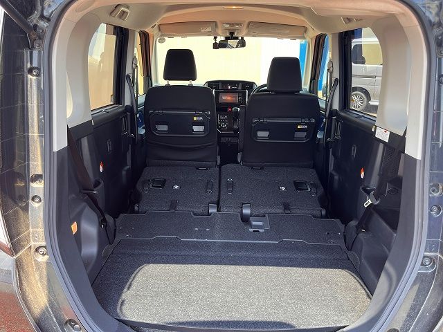 TOYOTA TANK 2018 Image 31