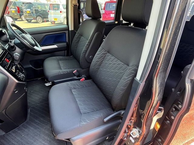 TOYOTA TANK 2018 Image 31