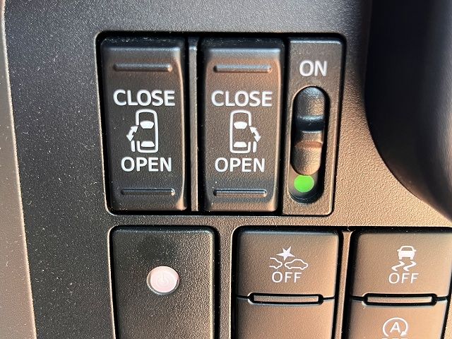 TOYOTA TANK 2018 Image 31