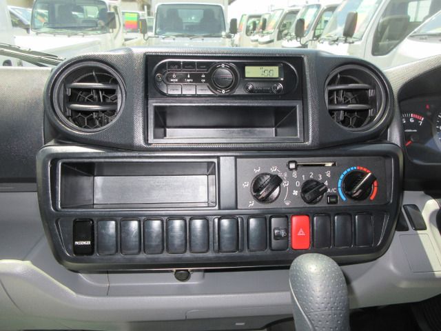 TOYOTA TOYOACE 2017 Image 31