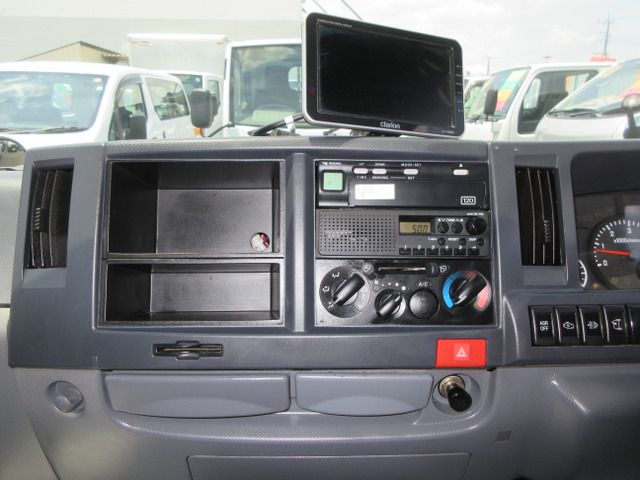 ISUZU  2014 Image 31