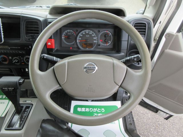 NISSAN ATLAS 2013 Image 31