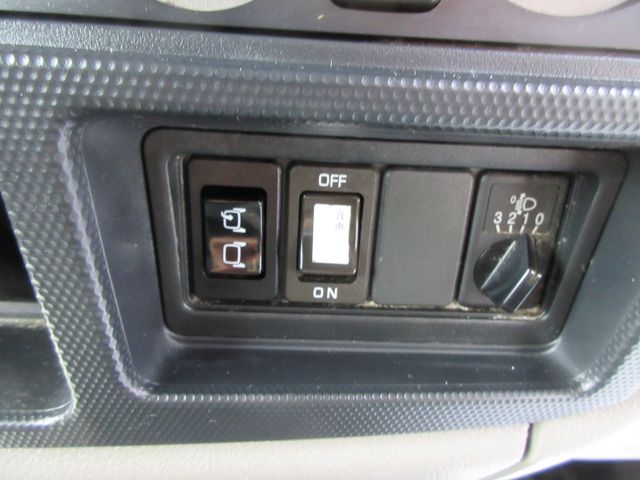 NISSAN ATLAS 2013 Image 31