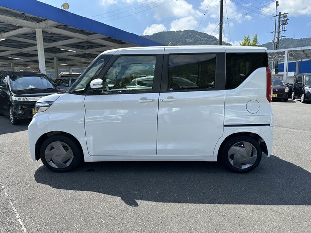 NISSAN ROOX 2024 Image 31