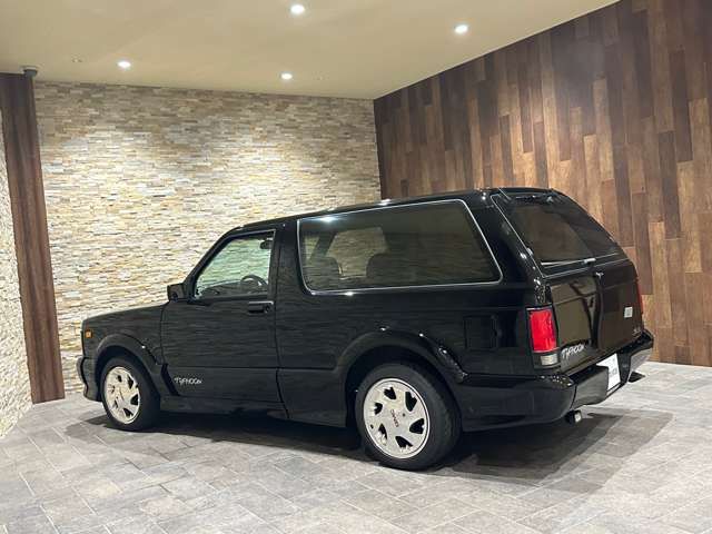 GMC TYPHOON 1992 Image 31