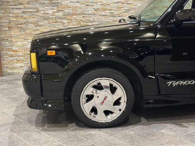 GMC TYPHOON 1992 Image 31