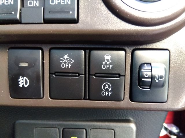 TOYOTA ROOMY 2021 Image 31