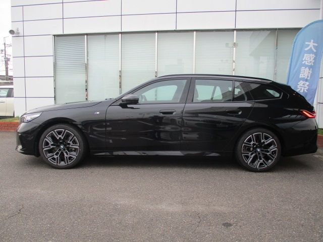 BMW 5SERIES TOURING 2024 Image 31
