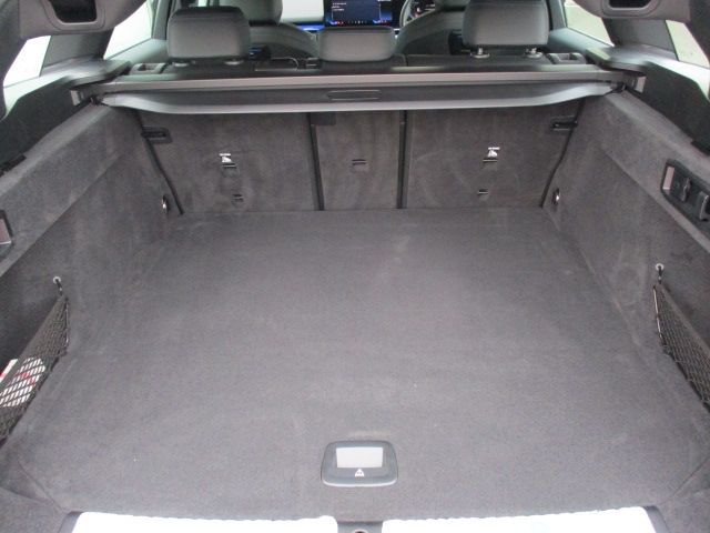 BMW 5SERIES TOURING 2024 Image 31