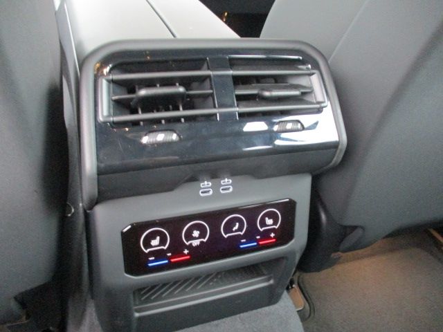 BMW 5SERIES TOURING 2024 Image 31