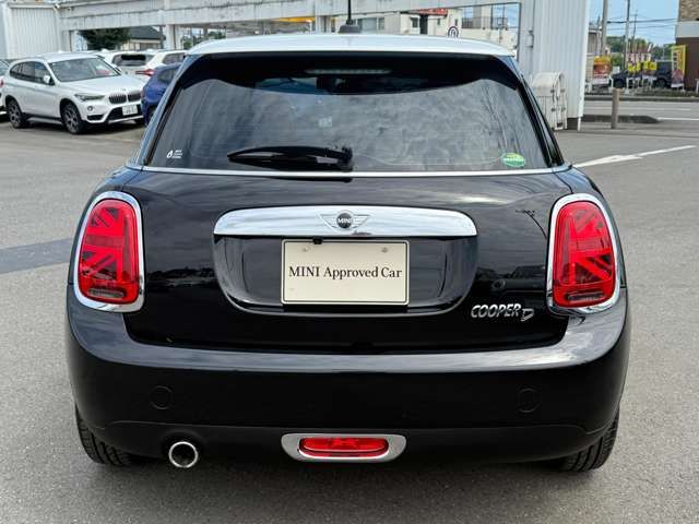 BMW MINI COOPER D 5DOOR 2018 Image 31