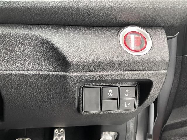 HONDA CIVIC HATCHBACK 2018 Image 31