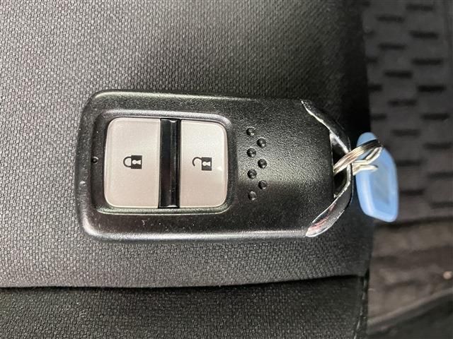 HONDA CIVIC HATCHBACK 2018 Image 31