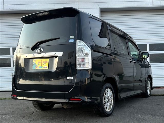 TOYOTA VOXY 4WD 2011 Image 31