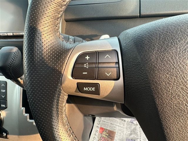 TOYOTA VOXY 4WD 2011 Image 31